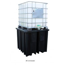 Recycled polyethylene IBC spill pallet with FLT access